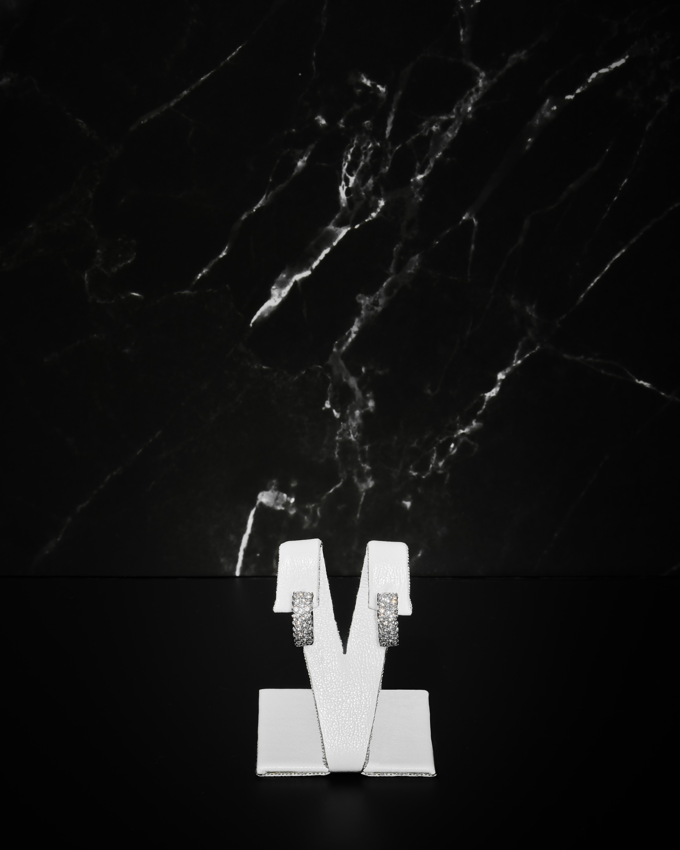 Orecchini Luna Pavé